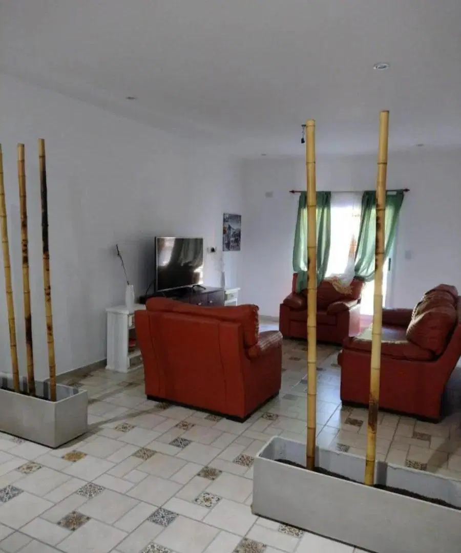 Casa en venta - 2 Dormitorios 1 Baño - Del Viso 4