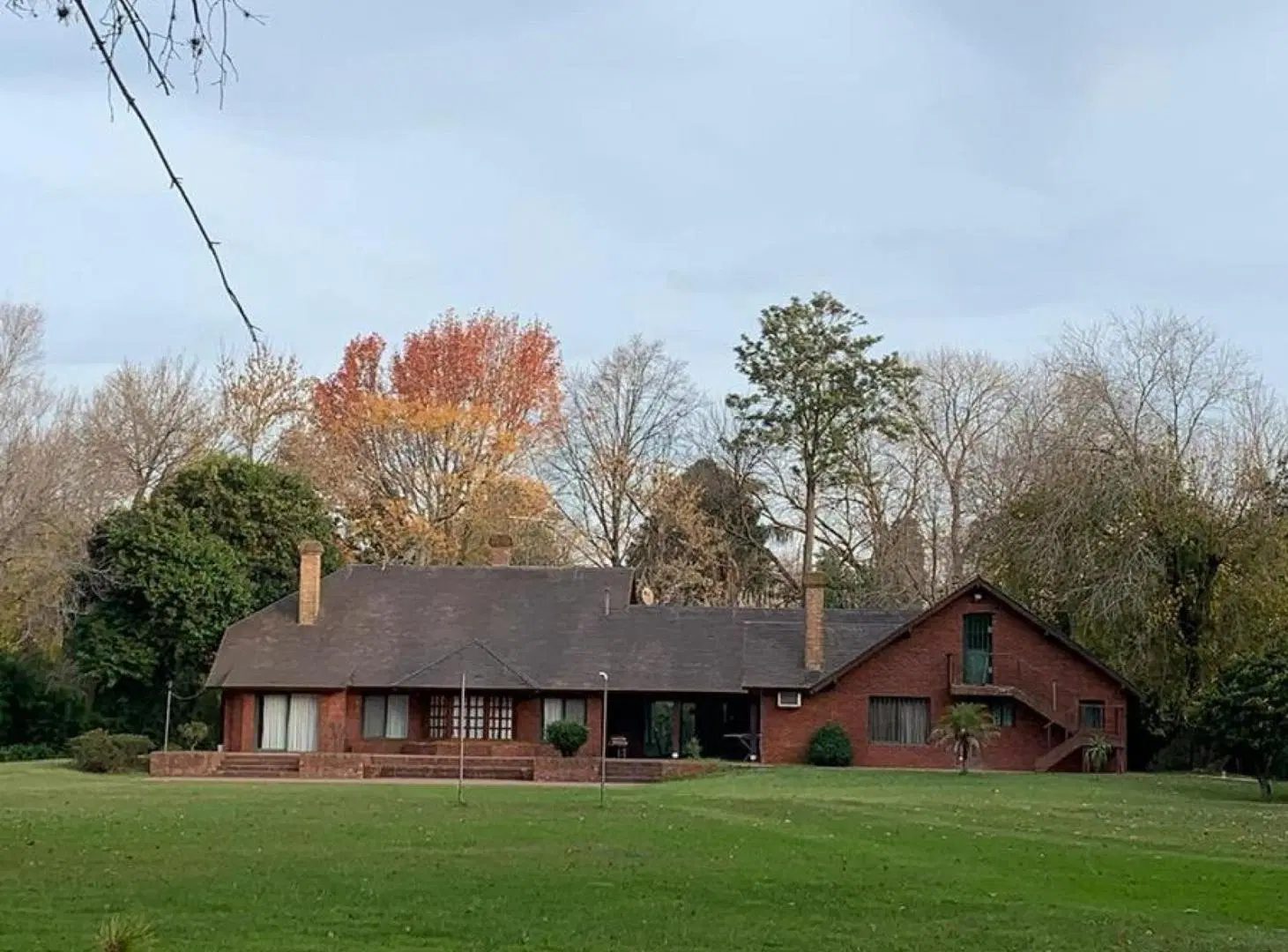 Casa en venta - 6 Dormitorios 6 Baños - 17.000Mts2 - Tortuguitas 2