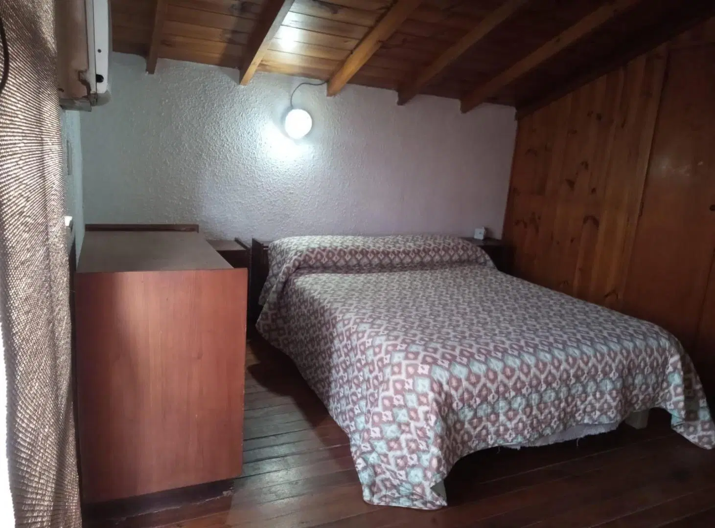 Casa en venta - 3 Dormitorios 2 Baños - Villa Gesell 4