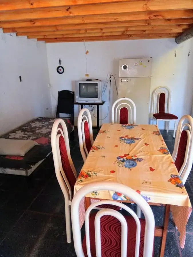 Departamento en venta - 2 Dormitorios 1 Baño - Local - 45Mts2 - Mar Del Tuyú 1