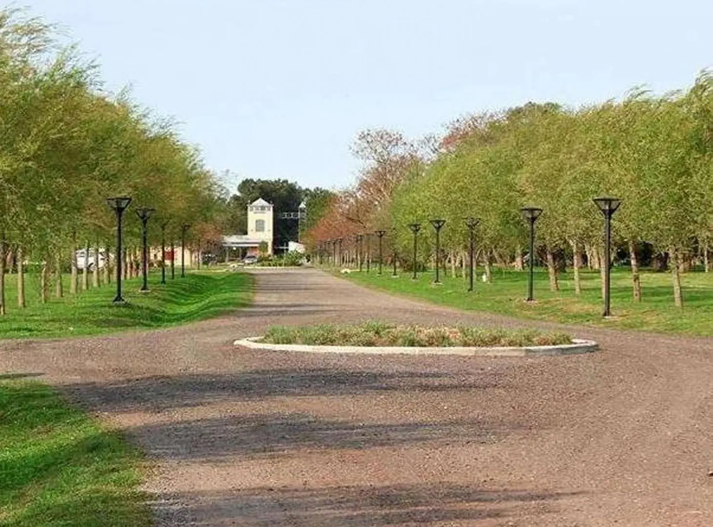 Terreno en venta - 2.640mts2 - Club de Campo El Mirador, Coronel Brandsen 2
