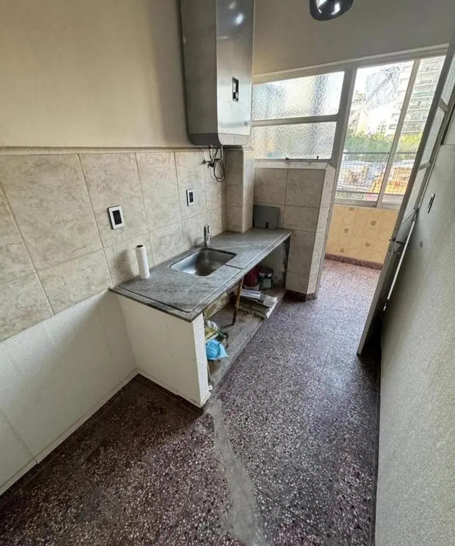 Departamento en venta - 1 Dormitorio 1 Baño - Floresta 3