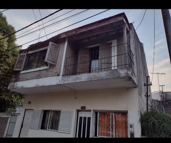 Casa en venta - 3 Dormitorios 2 Baños - 201Mts2 - Escobar 5