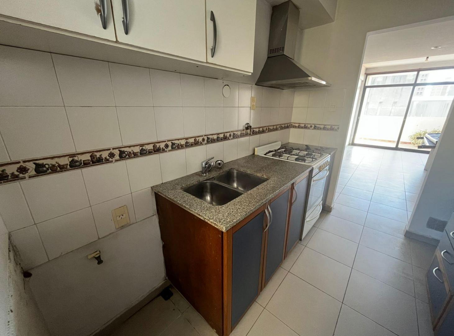 Foto de Departamento en Alquiler - 1 Dormitorio 1 Baño - 52mts - La Plata, imagen 2