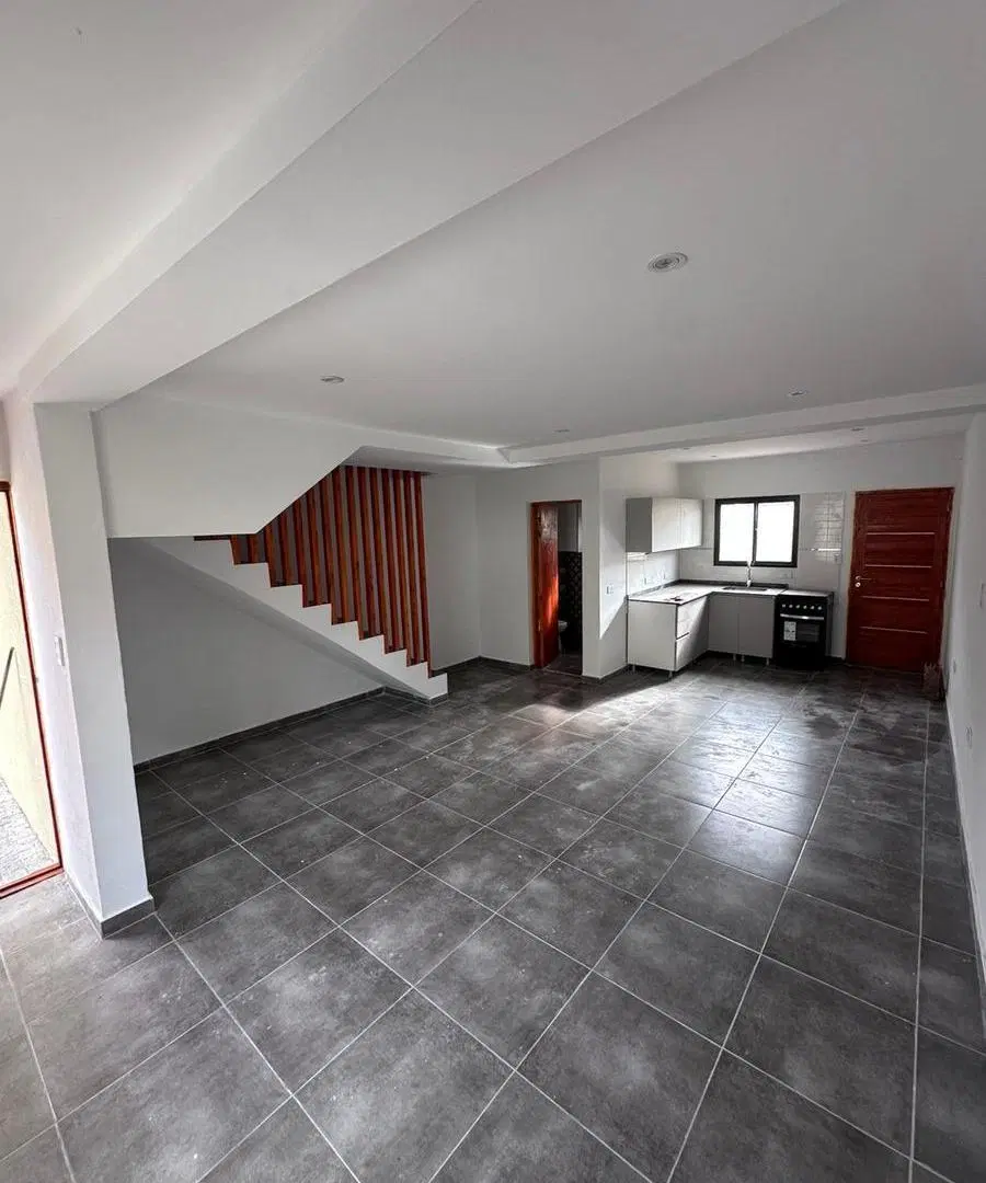 Casa en Venta - 2 Dormitorios 2 Baños - 75.18mts - Santa Teresita 1