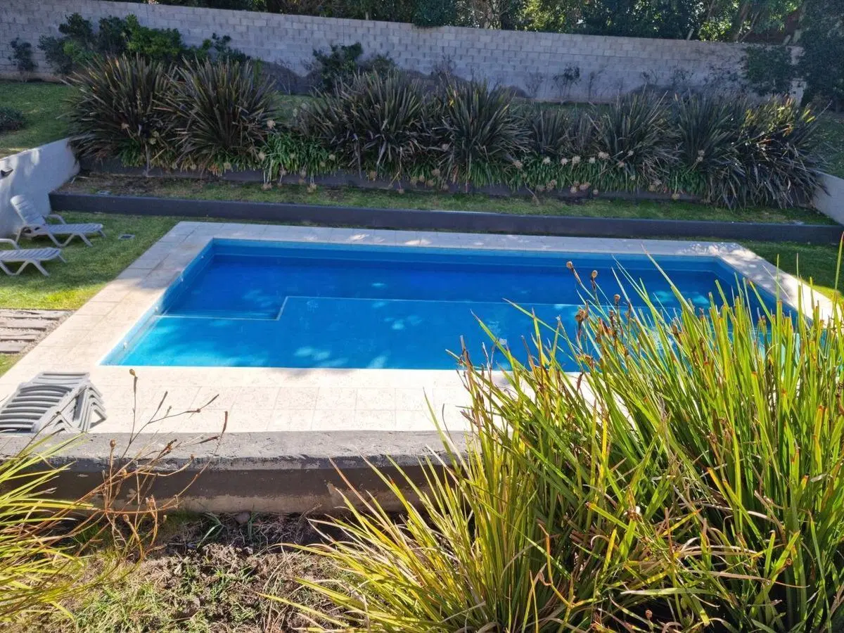 Dúplex en venta - 3 Dormitorios 3 Baños 1 Cochera - 120Mts2 - Morón 3