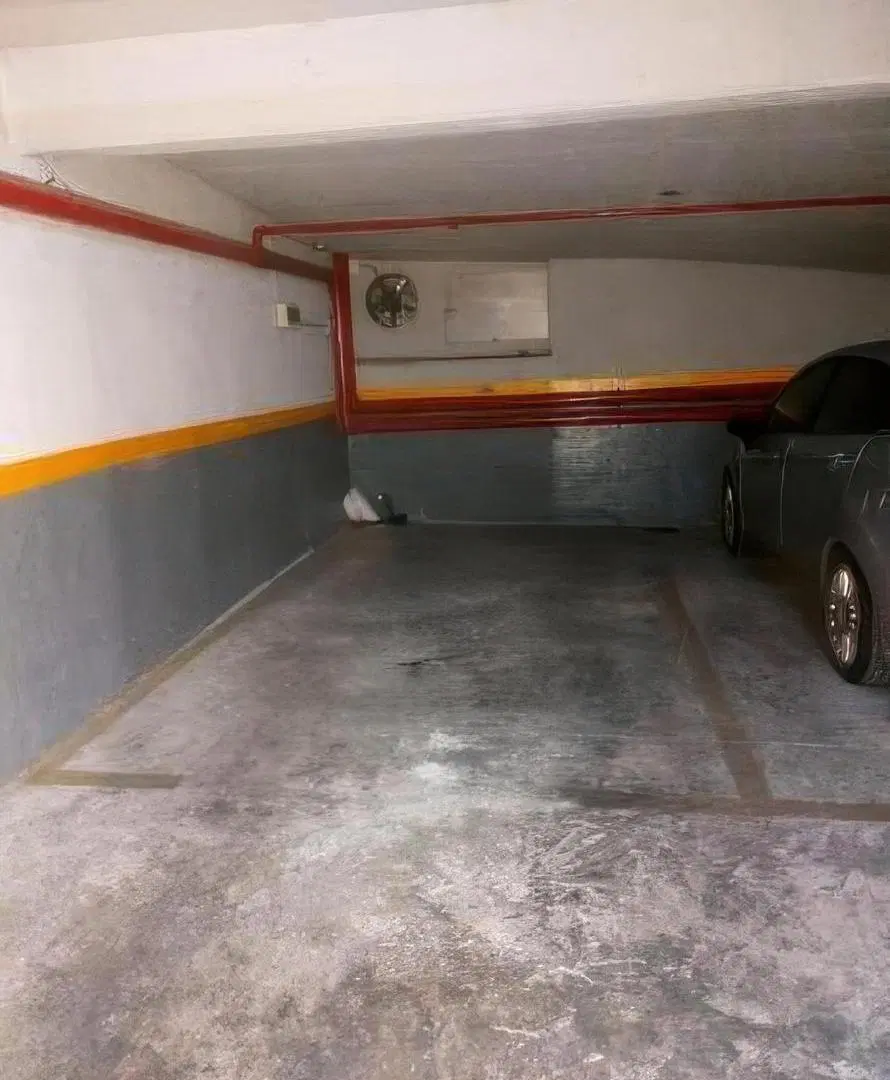Cochera en venta - 25Mts2 - Abasto 4