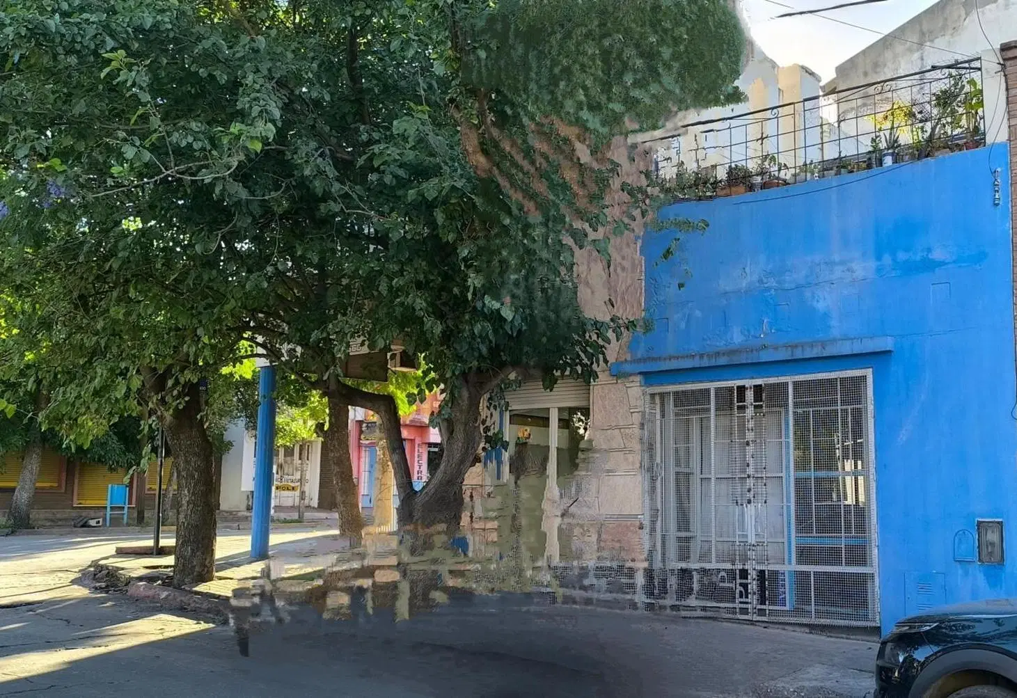 Casa en venta - 2 Dormitorios 1 Baño - Local - Córdoba 5