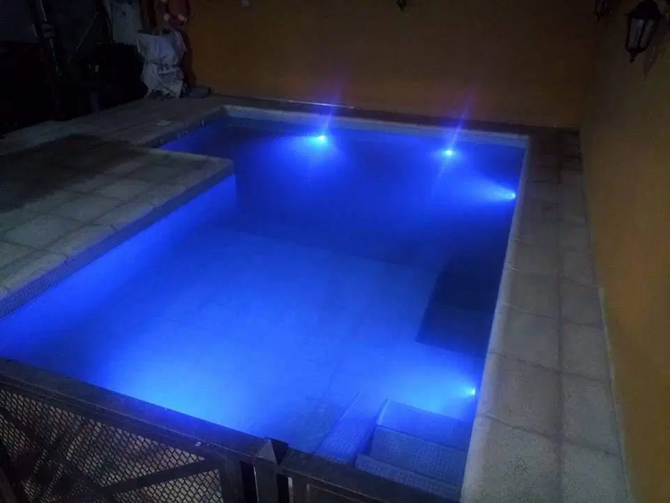 Casa venta - 4 dormitorios 3 baños - 459mts2 totales - Berisso 8