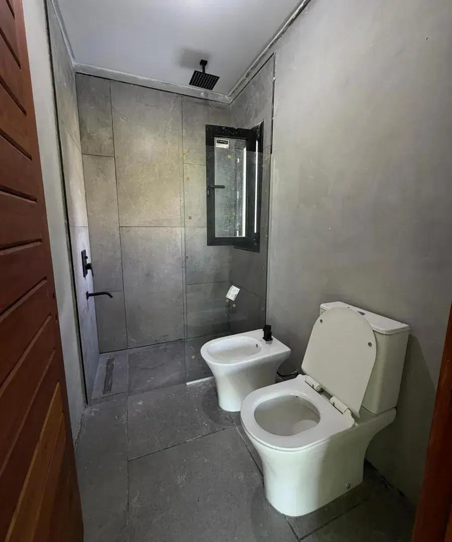 Casa en venta - 3 Dormitorios 4 Baños - Exaltación de la Cruz 3