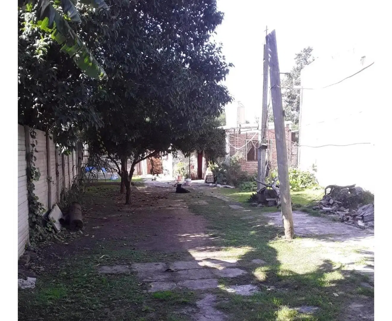 Casa en venta - 2 Dormitorios 2 Baños - 460Mts2 - Glew 2
