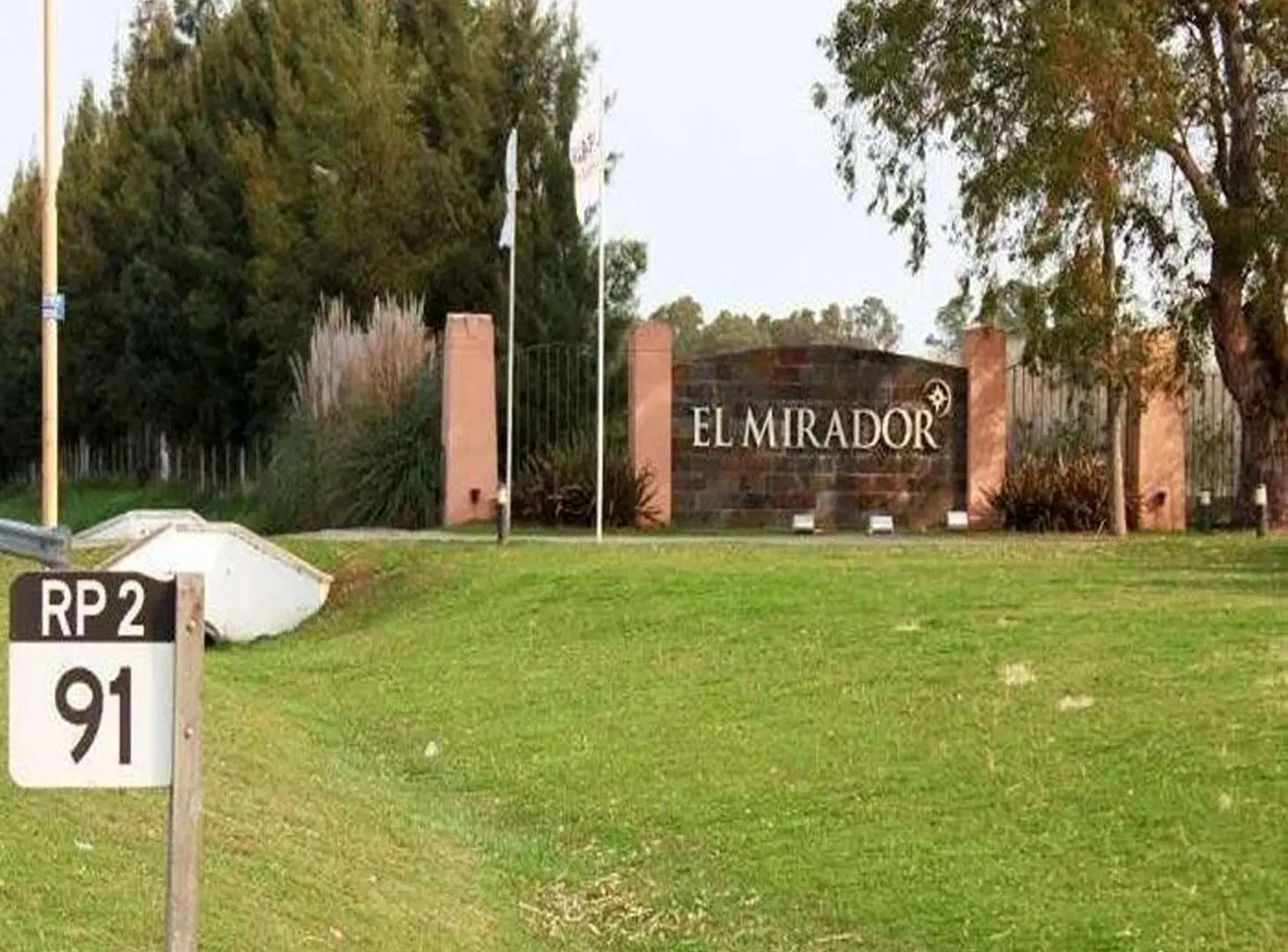 Terreno en venta - 1.800mts2 - Club de Campo El Mirador, Coronel Brandsen 1