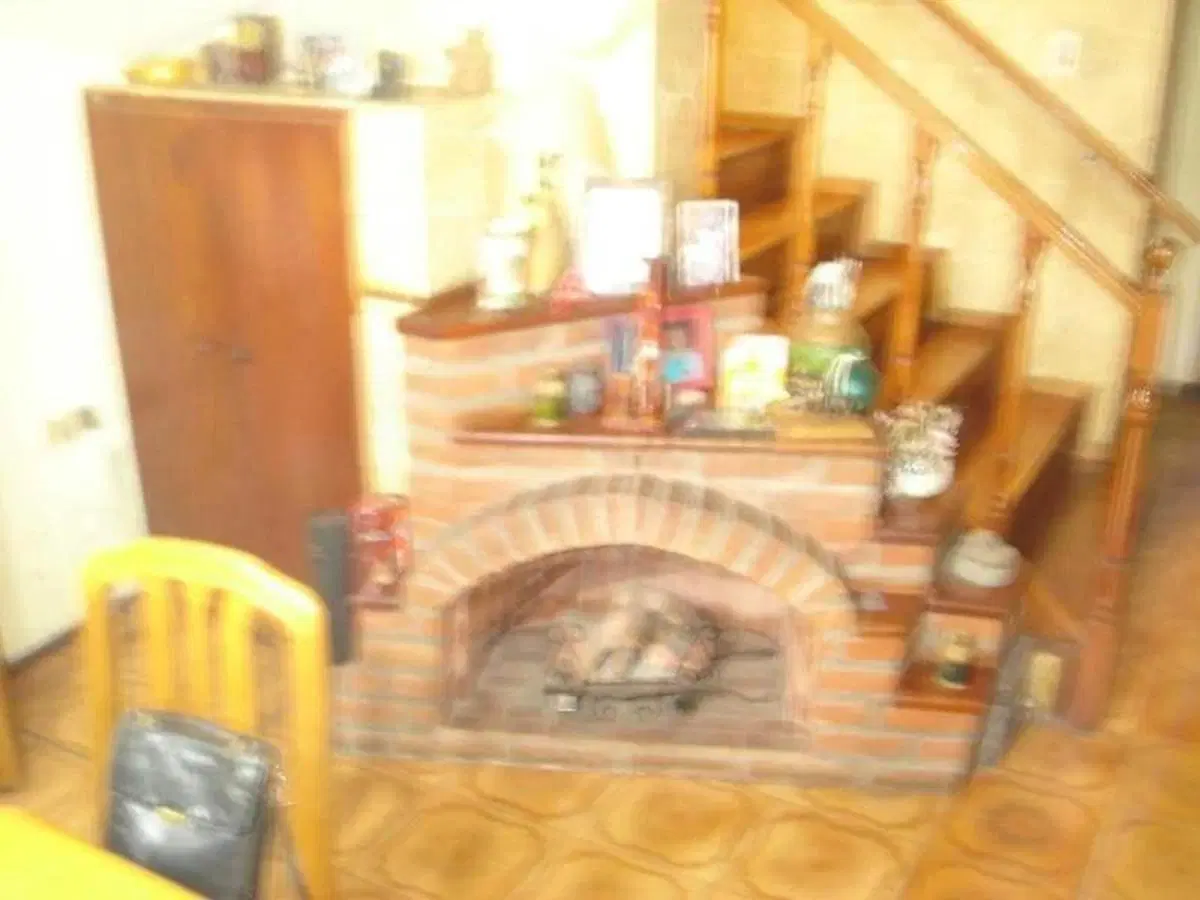 Casa en venta - 3 Dormitorios 3 Baños - 338mts2 - Quilmes 2