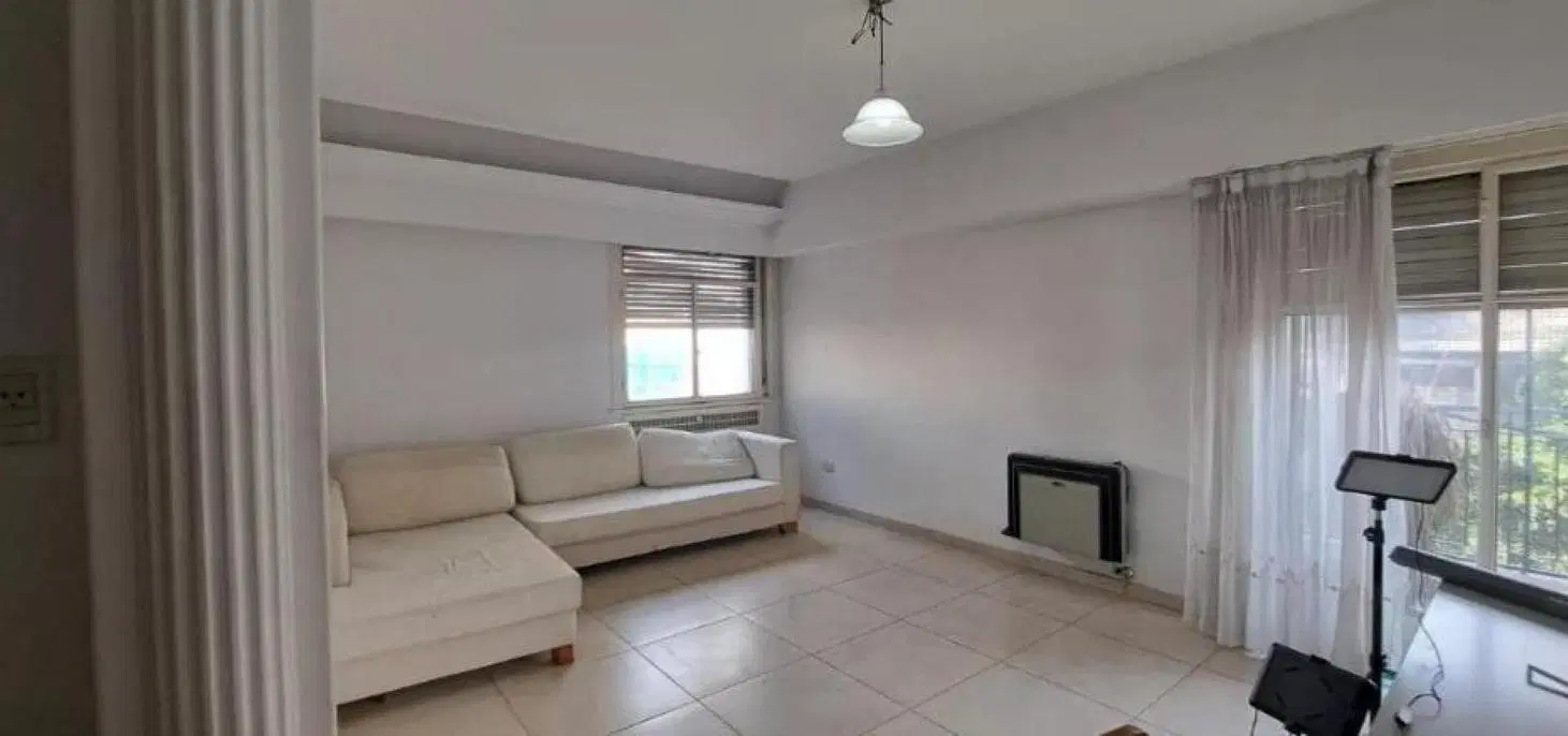 Departamento en venta - 3 Dormitorios 2 Baños - 110Mts2 - Ramos Mejía 4
