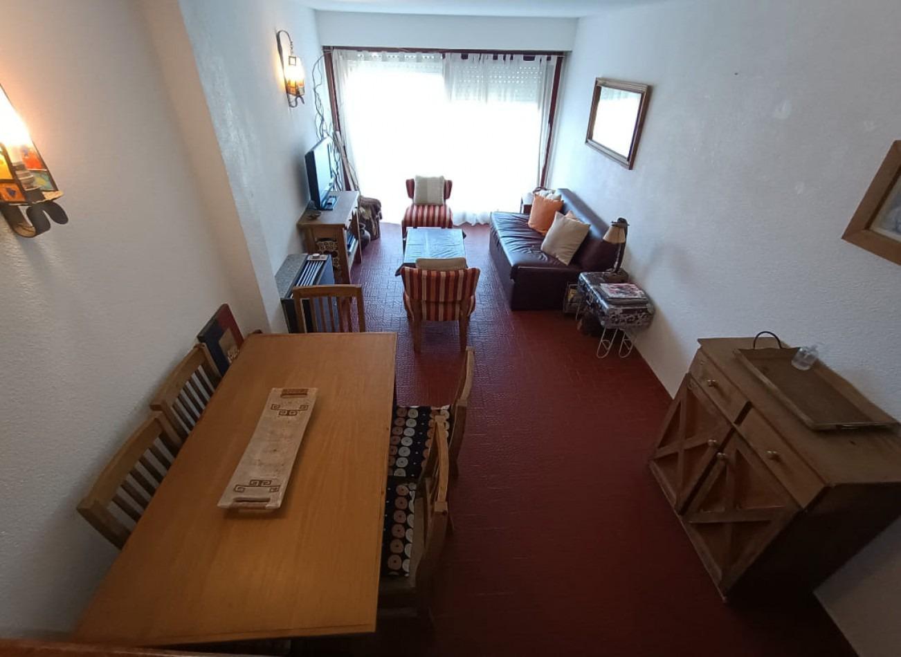 Dúplex en venta - 3 Dormitorios 2 Baños - Cochera - 100Mts2 - Villa Gesell