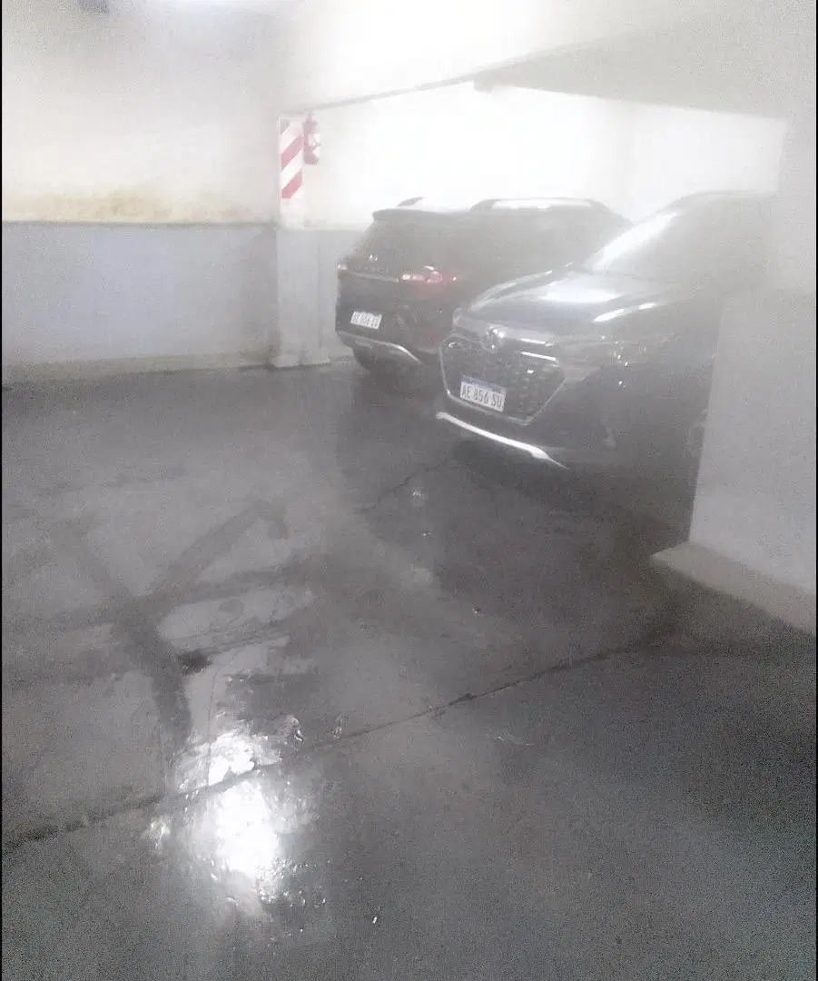 Cocheras en venta - 322Mts2 - Lomas de Zamora 4