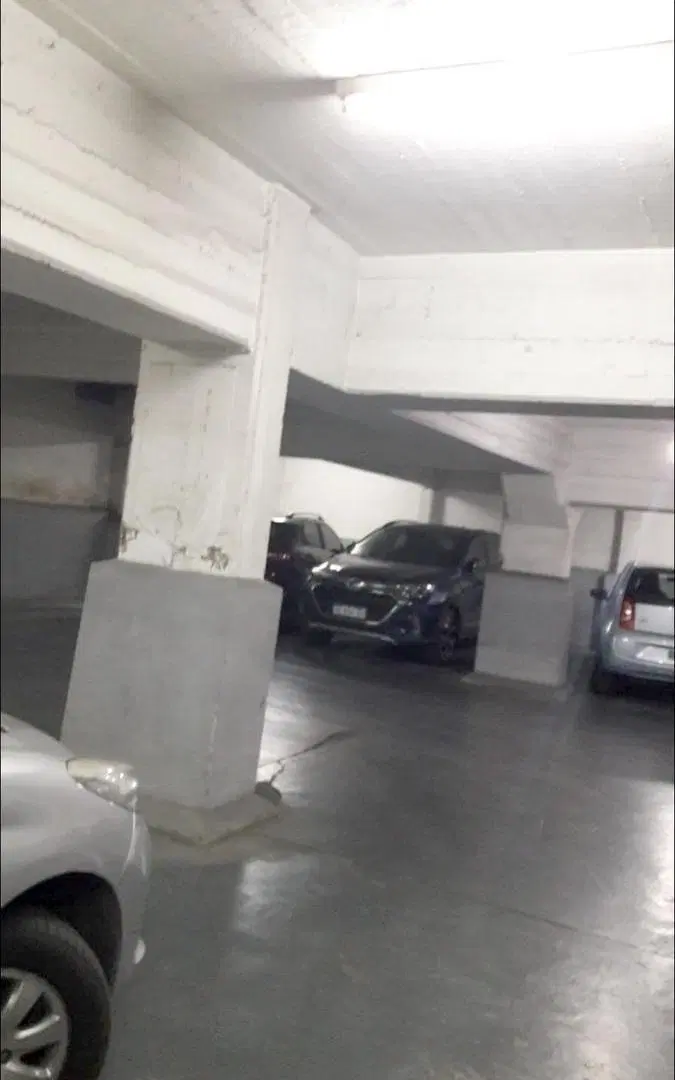 Cocheras en venta - 322Mts2 - Lomas de Zamora 5