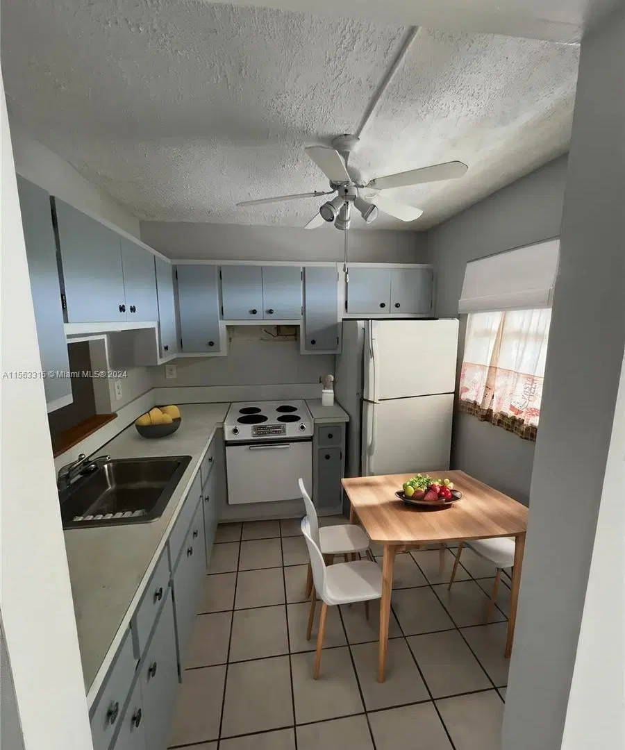 Casa en venta - Estudio - 1 Baño - 42Mts2 - Lauderhill, Browar, Florida, USA 4