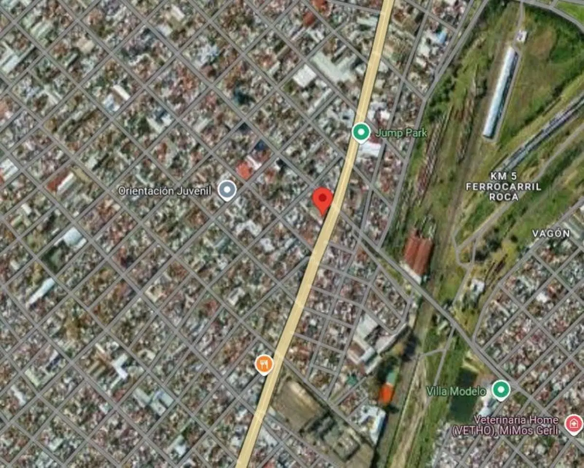 Local en venta - 800mts2 - Piñeyro 2