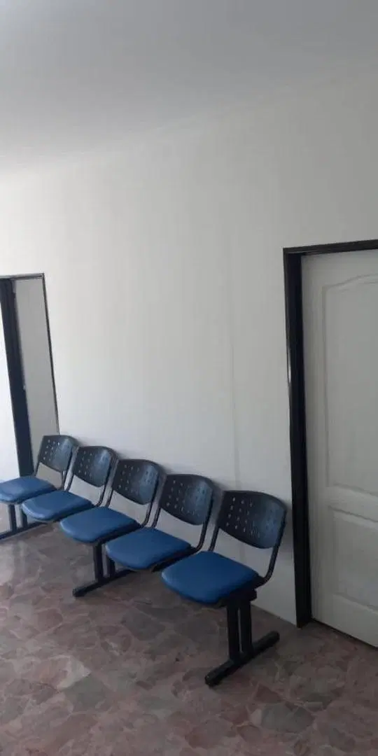 Edificio Comercial en venta - 11 Oficinas 5 Baños - General Rodríguez 3