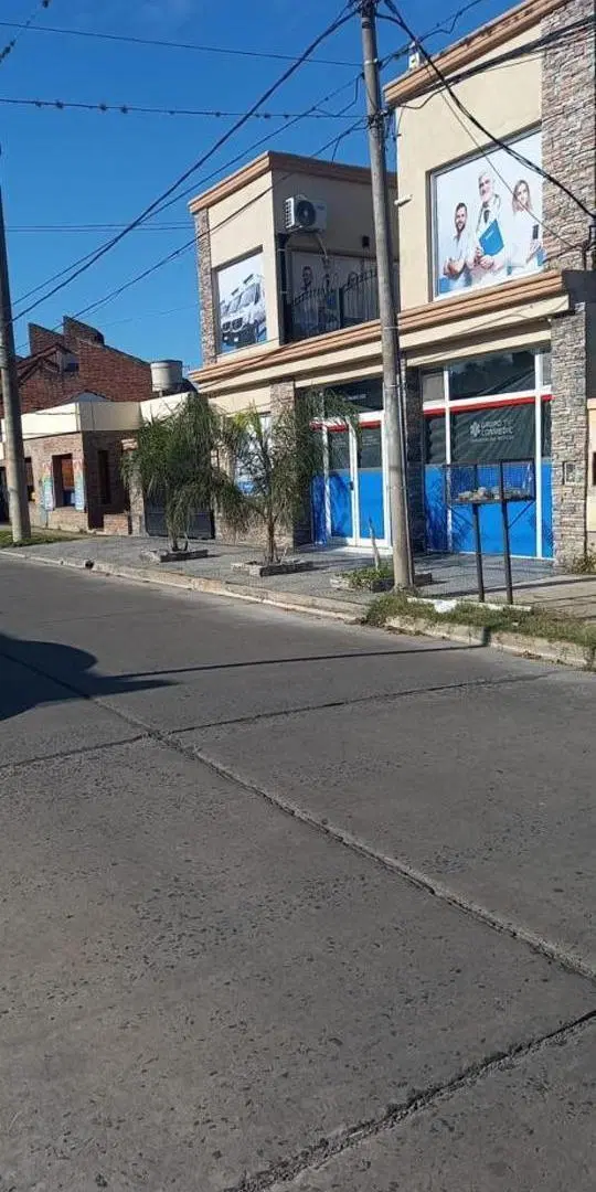 Edificio Comercial en venta - 11 Oficinas 5 Baños - General Rodríguez 1