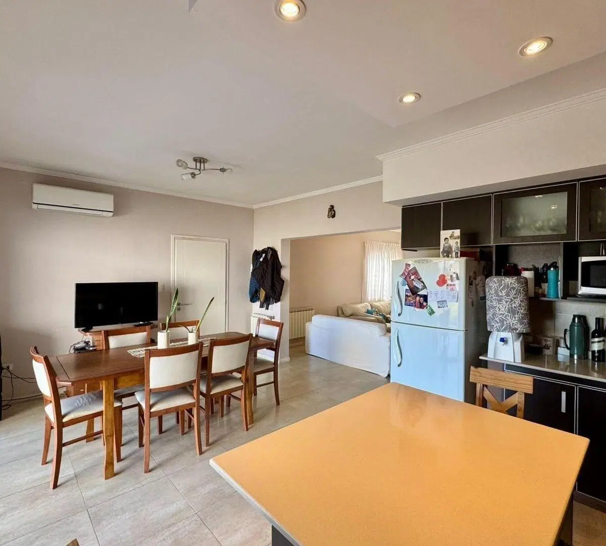 Casa en venta - 4 Dormitorios 2 Baños - Chivilcoy 5