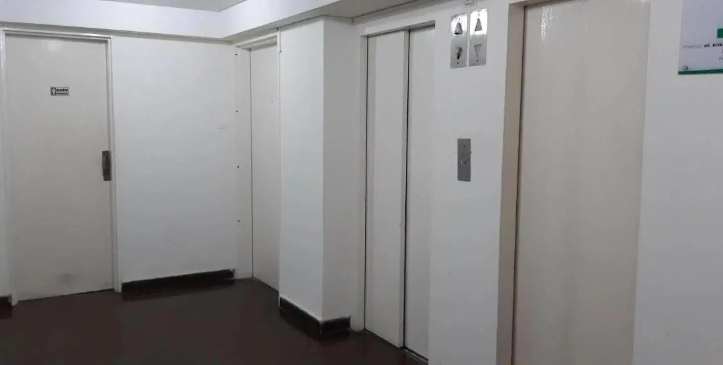 Oficina en venta - 1 Ambiente - Parque Rivadavia 3