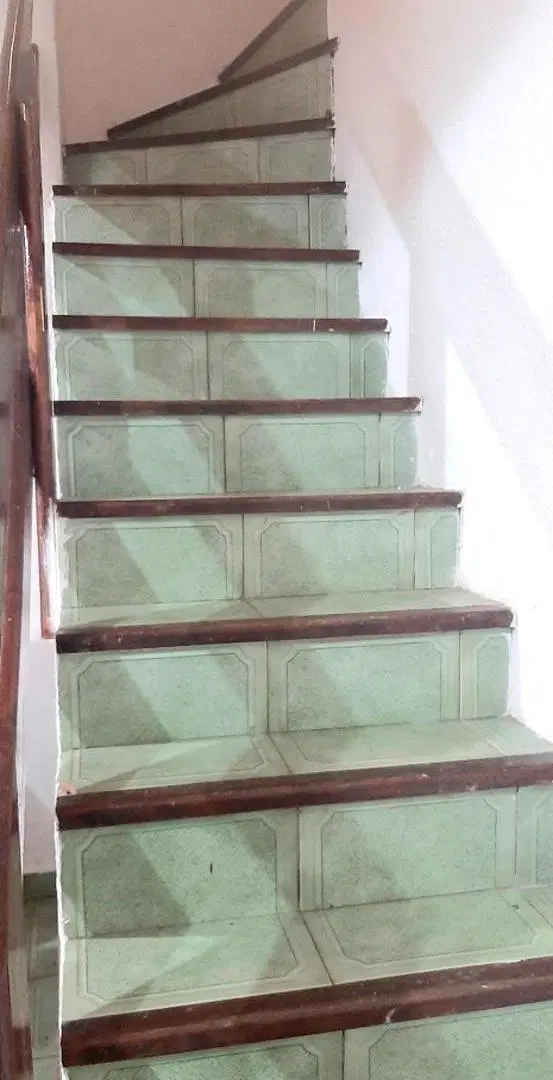 Casas en venta - 6 Dormitorios 4 Baños - Cochera - 350Mts2 - 3