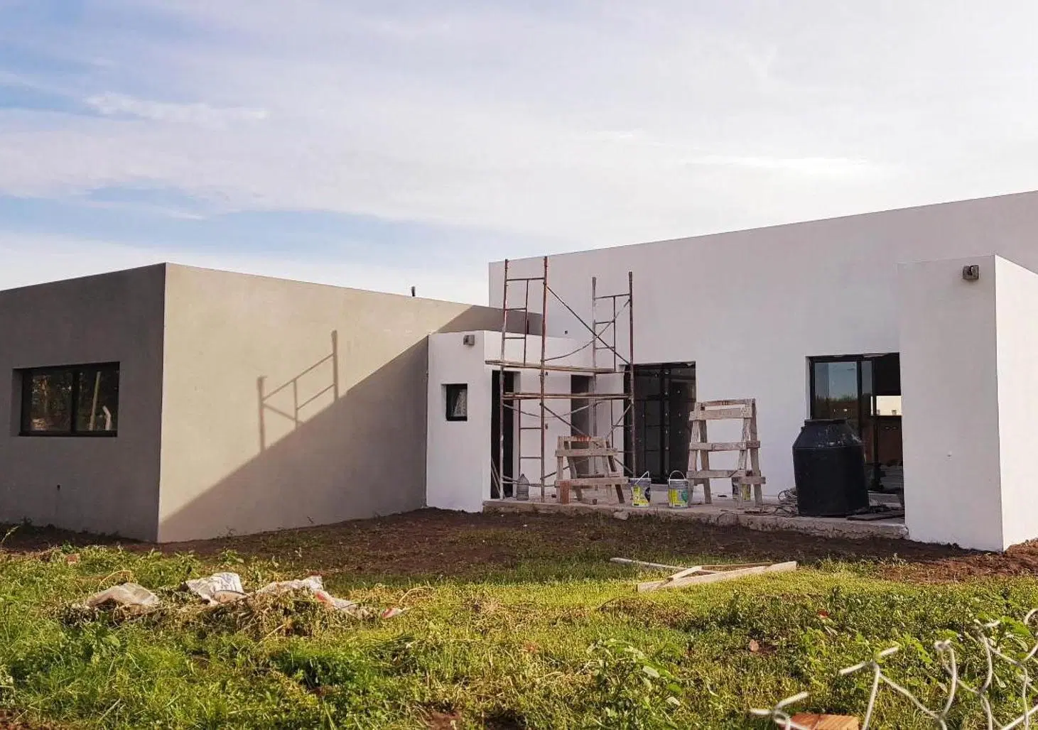 Casa en venta - 3 Dormitorios 4 Baños - Cocheras - 600Mts2 - Tiempos de Canning, Guernica 2