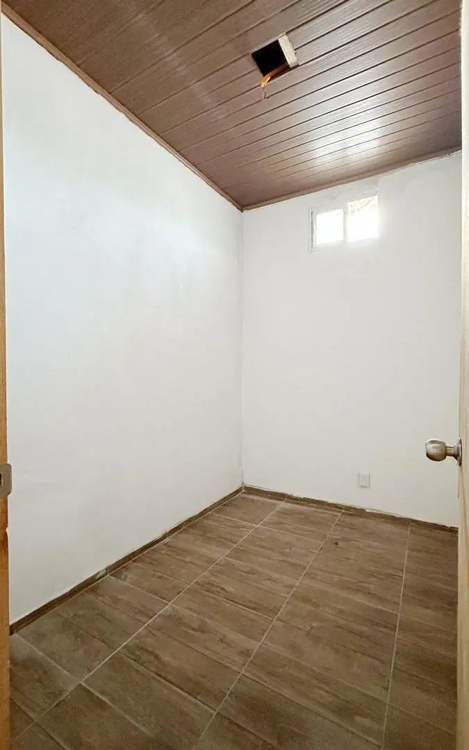 Casa en venta - 3 Dormitorios 2 Baños - 262mts2 - Uruguay 4