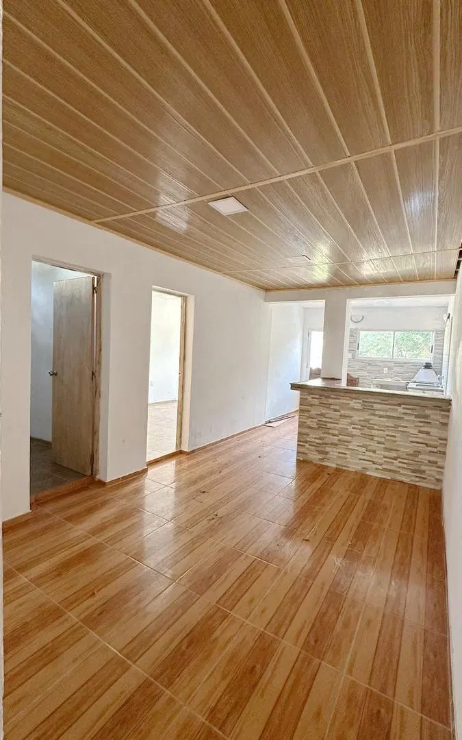 Casa en venta - 3 Dormitorios 2 Baños - 262mts2 - Uruguay 5