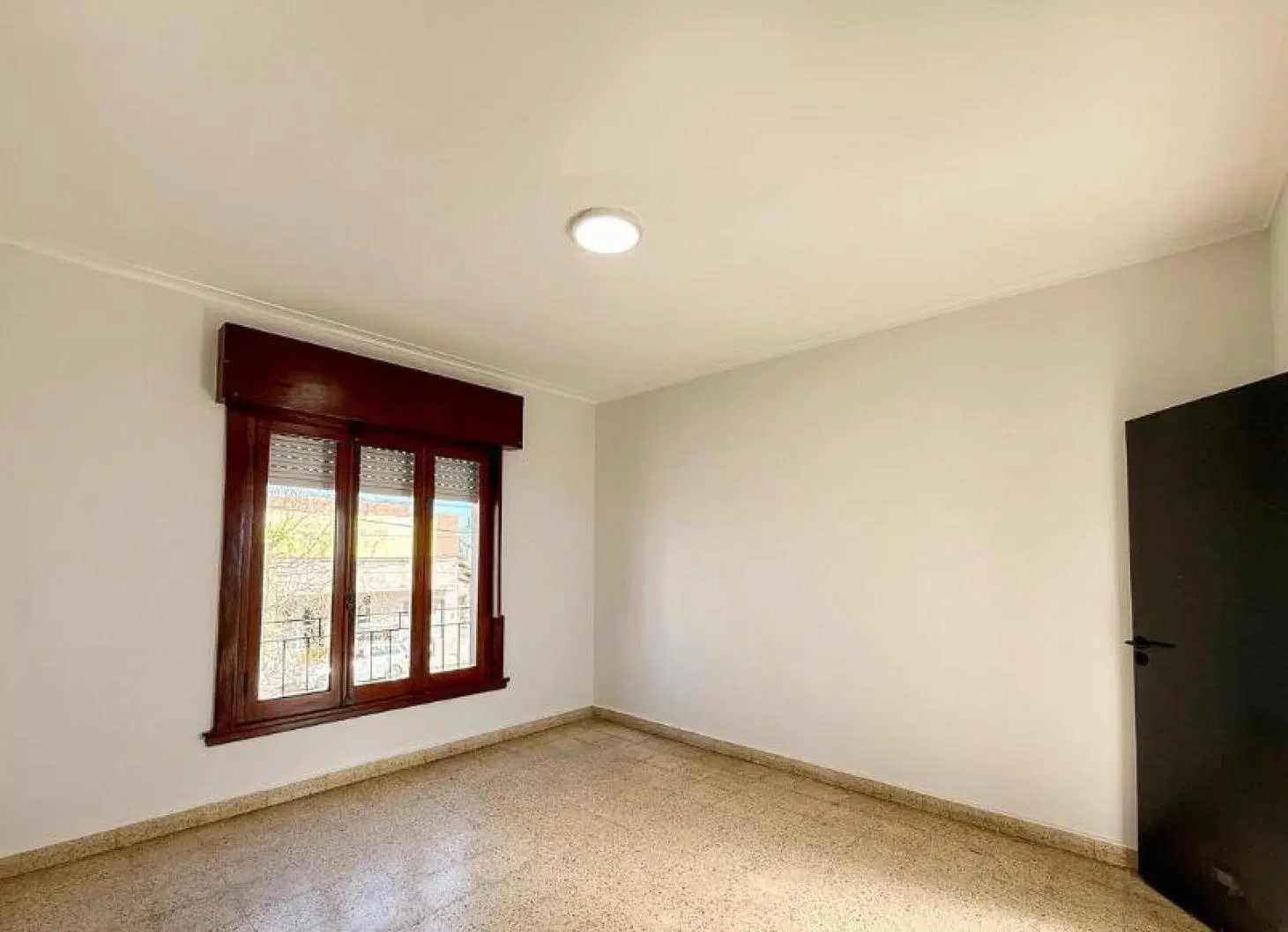 Casa en venta - 3 Dormitorios 2 Baños - Ensenada 4