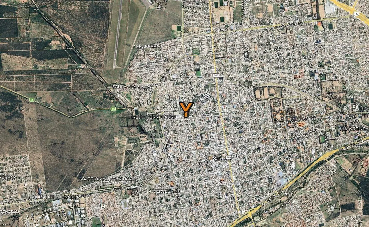 Casa en venta - 3 Dormitorios 3 Baños - 70Mts2 - San Luis 5