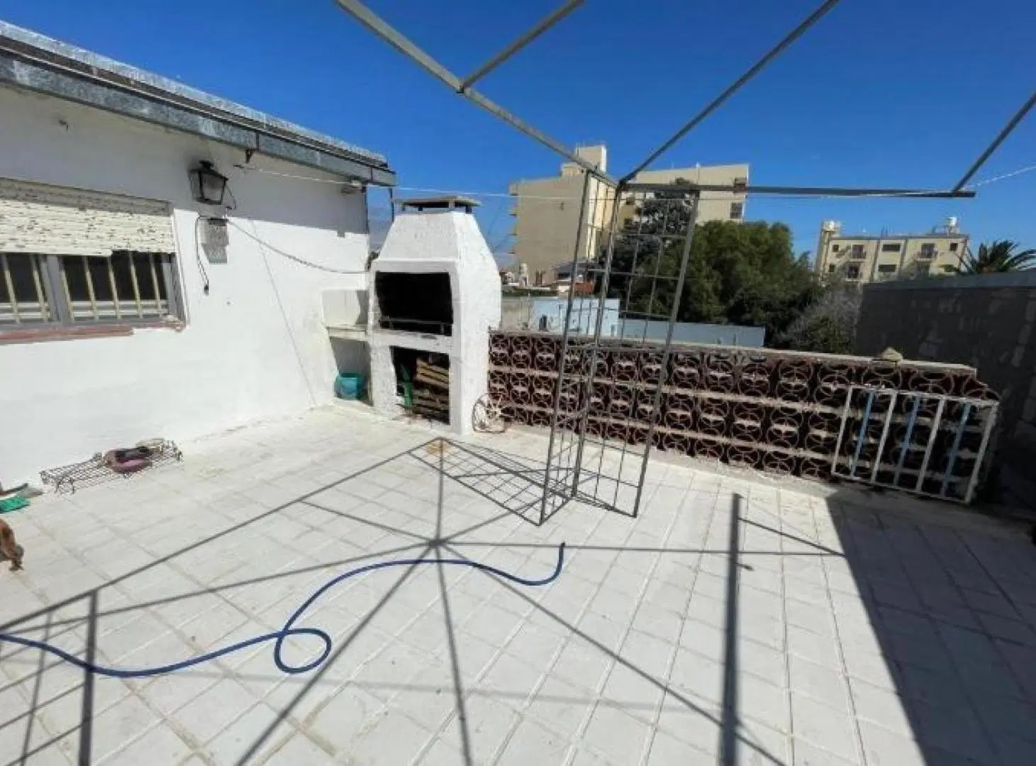 Casa en venta - 3 Dormitorios 3 Baños - 70Mts2 - San Luis 3