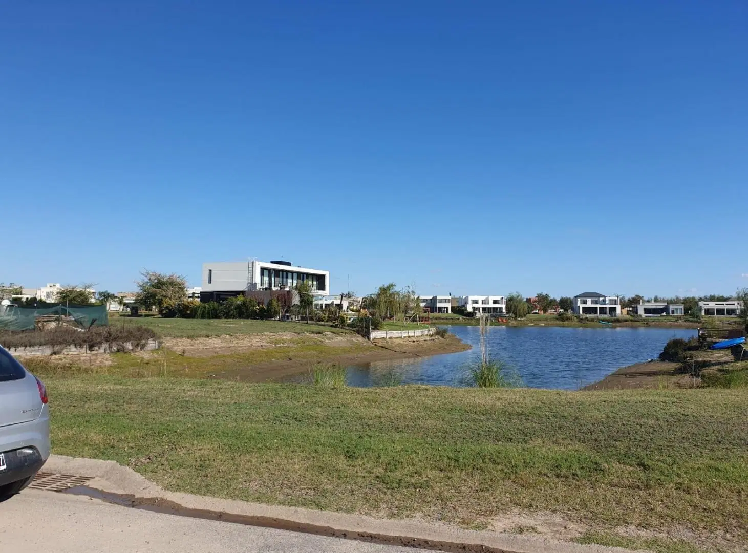 Terreno en venta - 879mts2 - Escobar 2