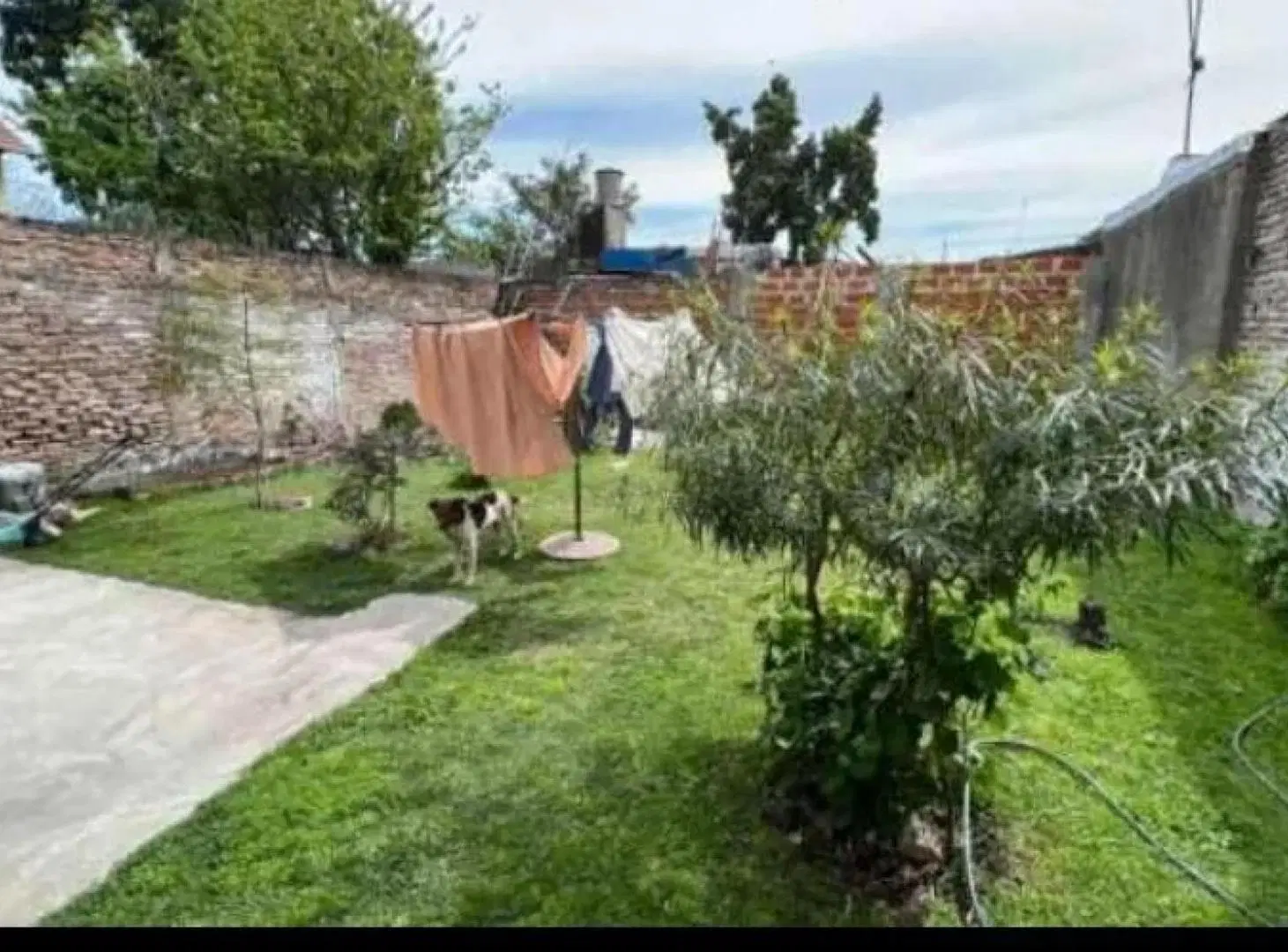 Casa en venta - 2 Dormitorios 1 Baño - 63Mts2 - Burzaco 3