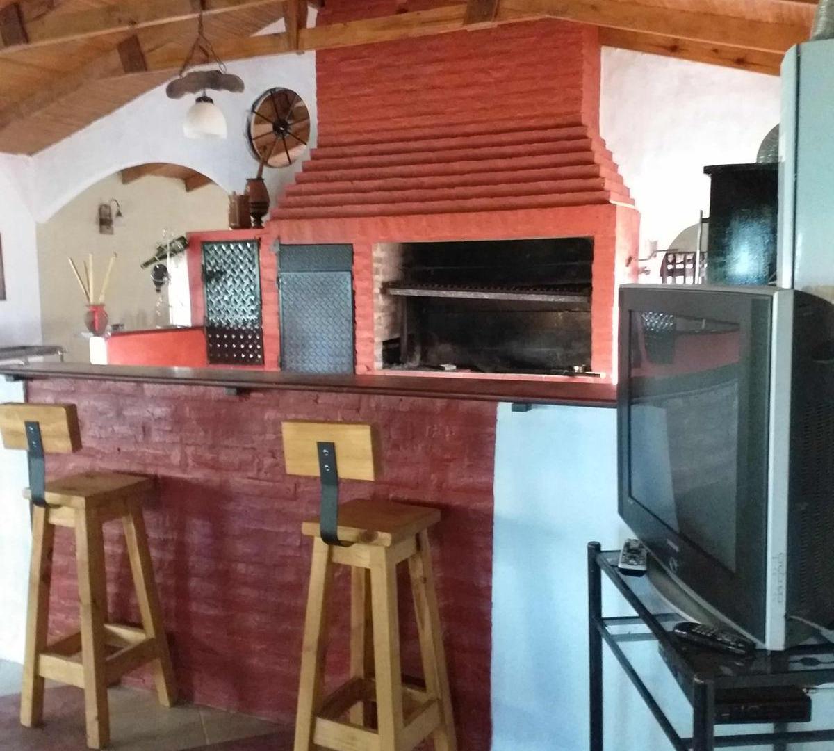Foto de Chacra en venta - 10 Dormitorios 5 Baños Galpón - 12Hectareas - San, imagen 2