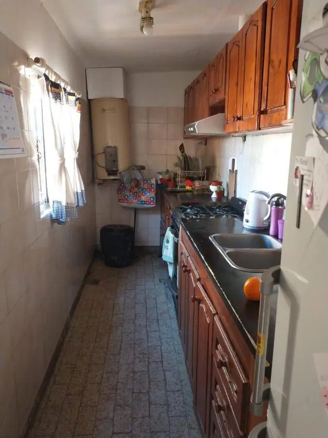 Casa en venta - 2 dormitorios 1 baño - patio - 370 mts2 - Burzaco 3