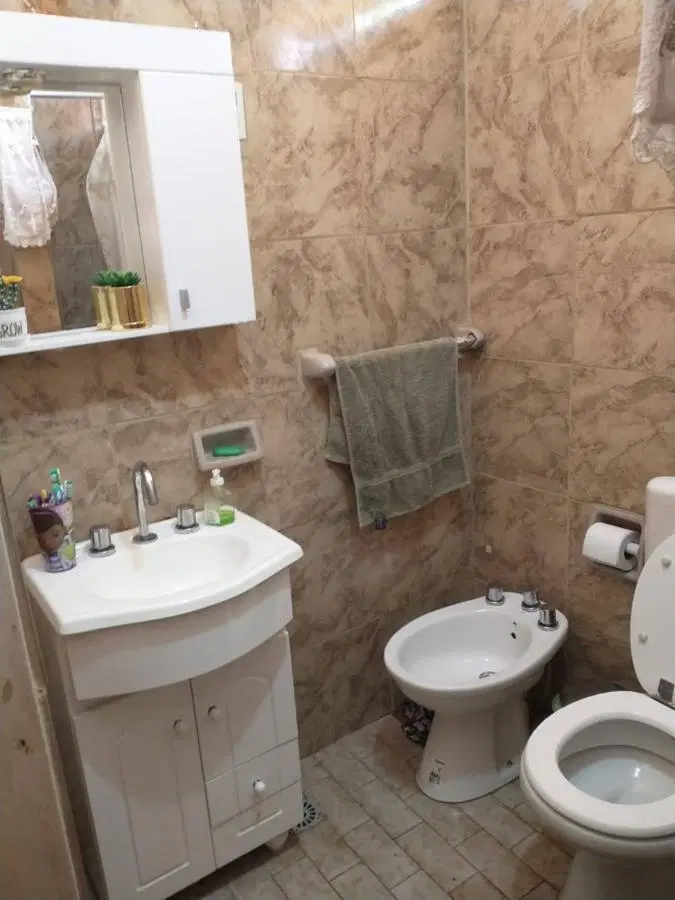 Casa en venta - 2 dormitorios 1 baño - patio - 370 mts2 - Burzaco 1