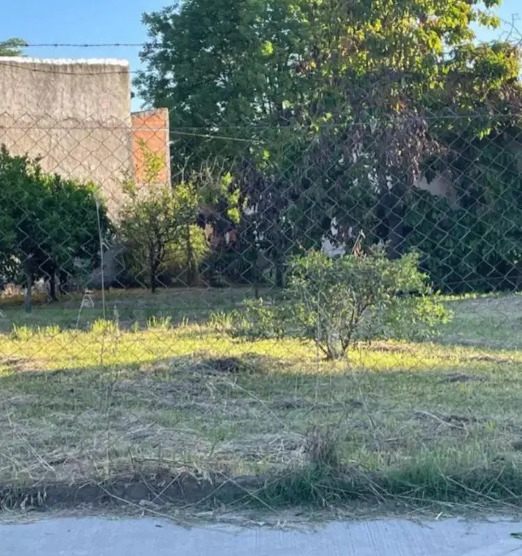Terreno en venta - 424Mts2 - Guernica 2