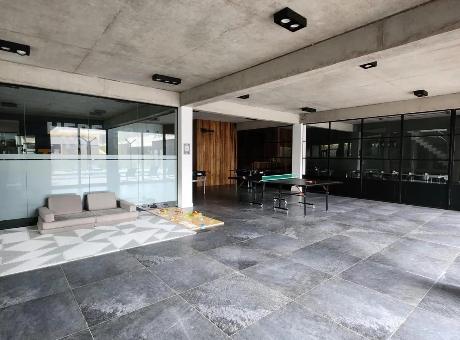 Departamento en venta - 2 Dormitorios 2 Baños - Pinamar 4
