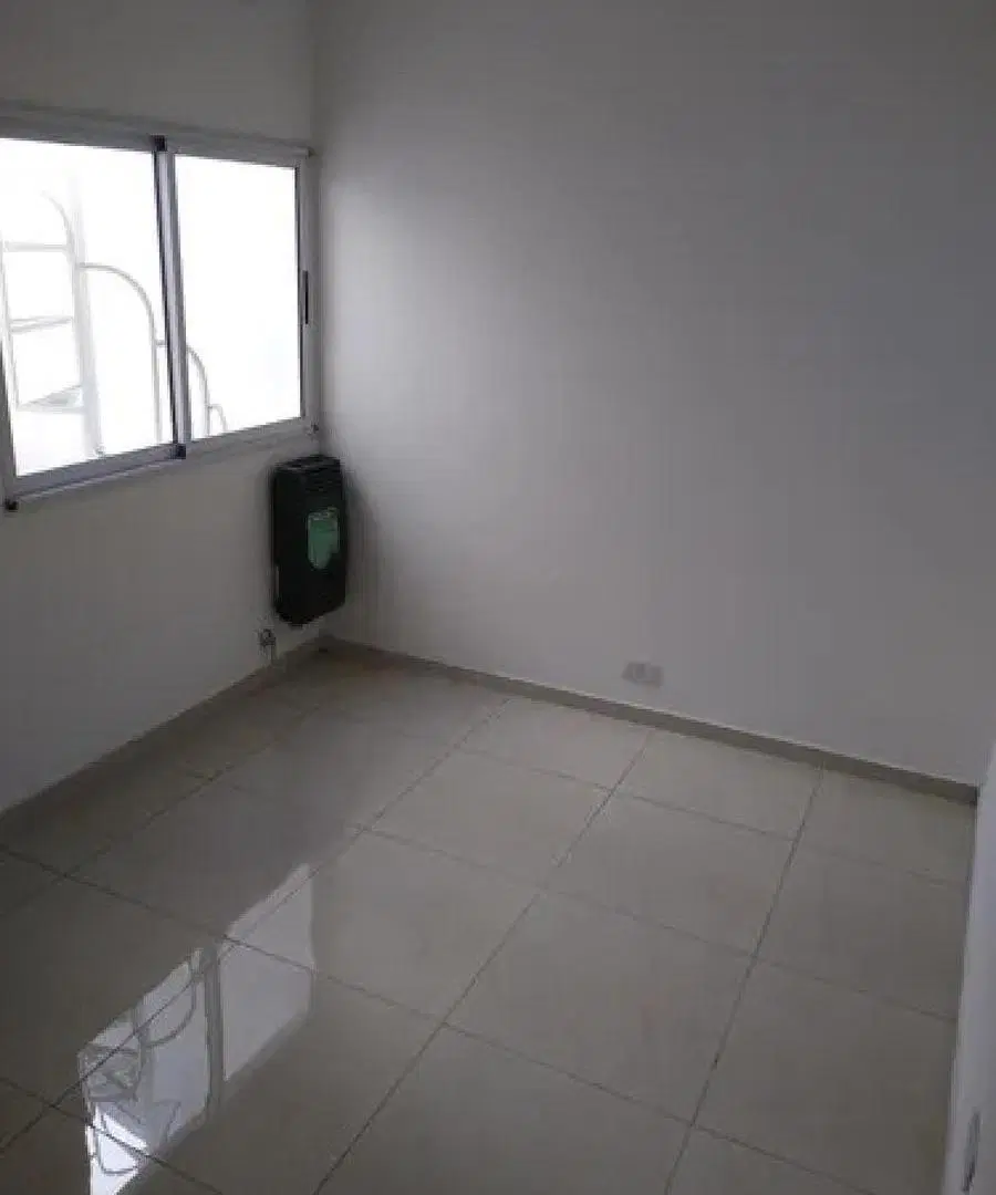 PH en venta - 2 Dormitorios 1 Baño - Lanús 8
