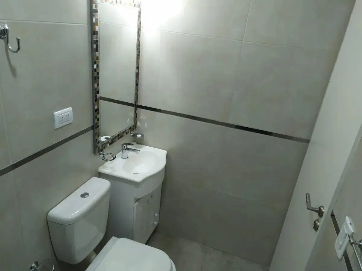Departamento en venta - 1 dormitorio 1 baño - 80mts2 - Quilmes Oeste 2
