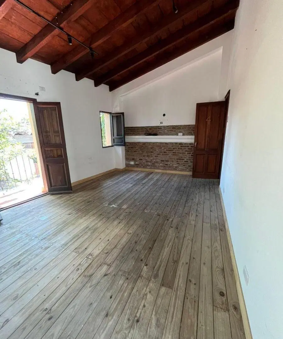 Casa en venta - 7 Dormitorios 8 Baños - Salta 2