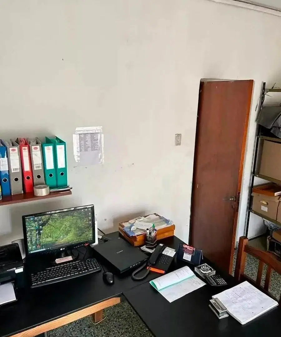 Casa en venta - 2 Dormitorios 1 Baño - 150mts2 - Moron 3