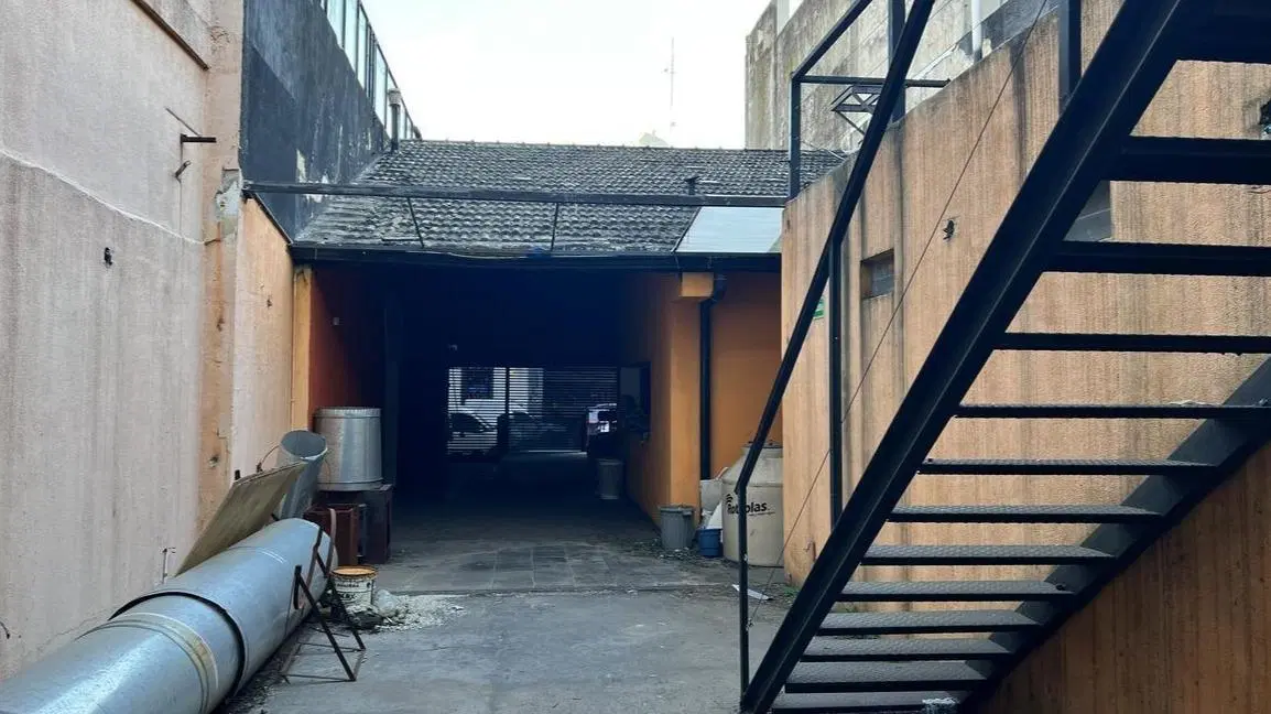 Depósito en venta - 2 Ambientes - 260Mts2 - Palermo 3