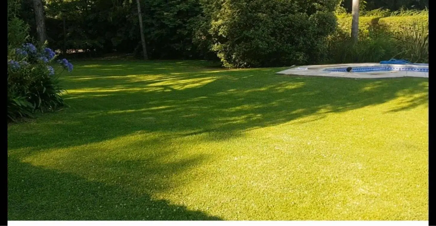 Casa quinta en venta - 3 Dormitorios 5 Baños - Tortuguitas 2