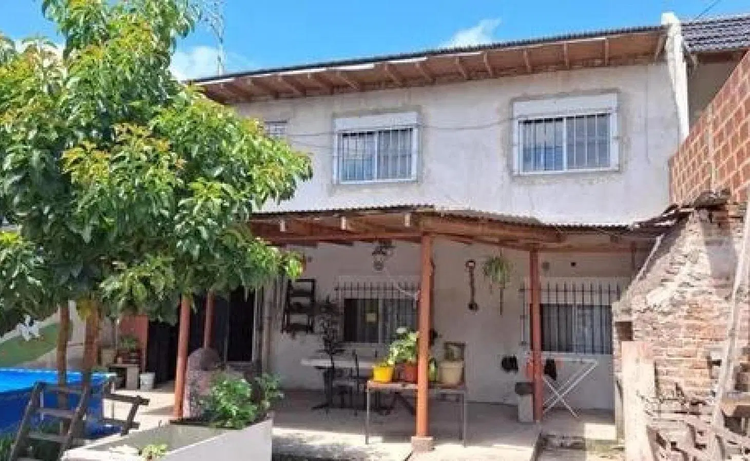 Casa en venta - 7 Dormitorios 4 Baños - Cocheras - 400Mts2 - Lisandro Olmos 3