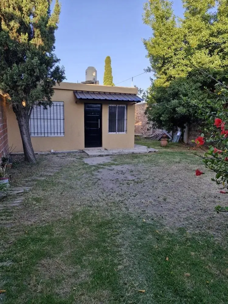 Casas en venta - 5 Dormitorios 2 Baños - 420Mts2 - Avellaneda 5