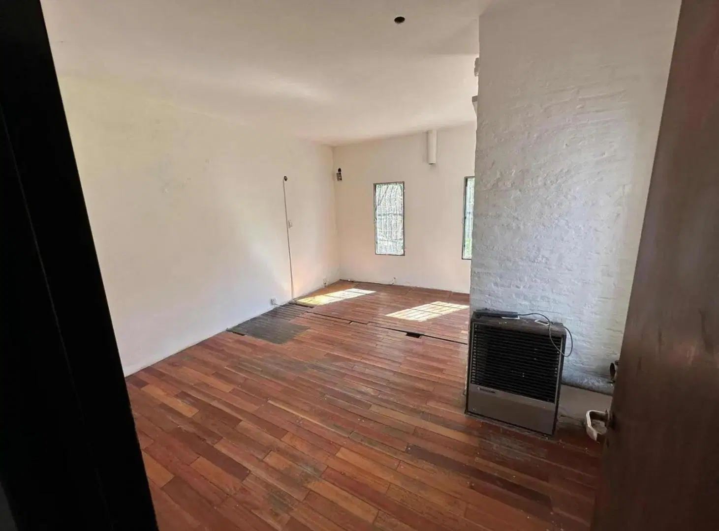 Casa en venta - 2 Dormitorios 2 Baños - Berazategui 2